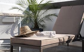 La Duca Suites & Apartments