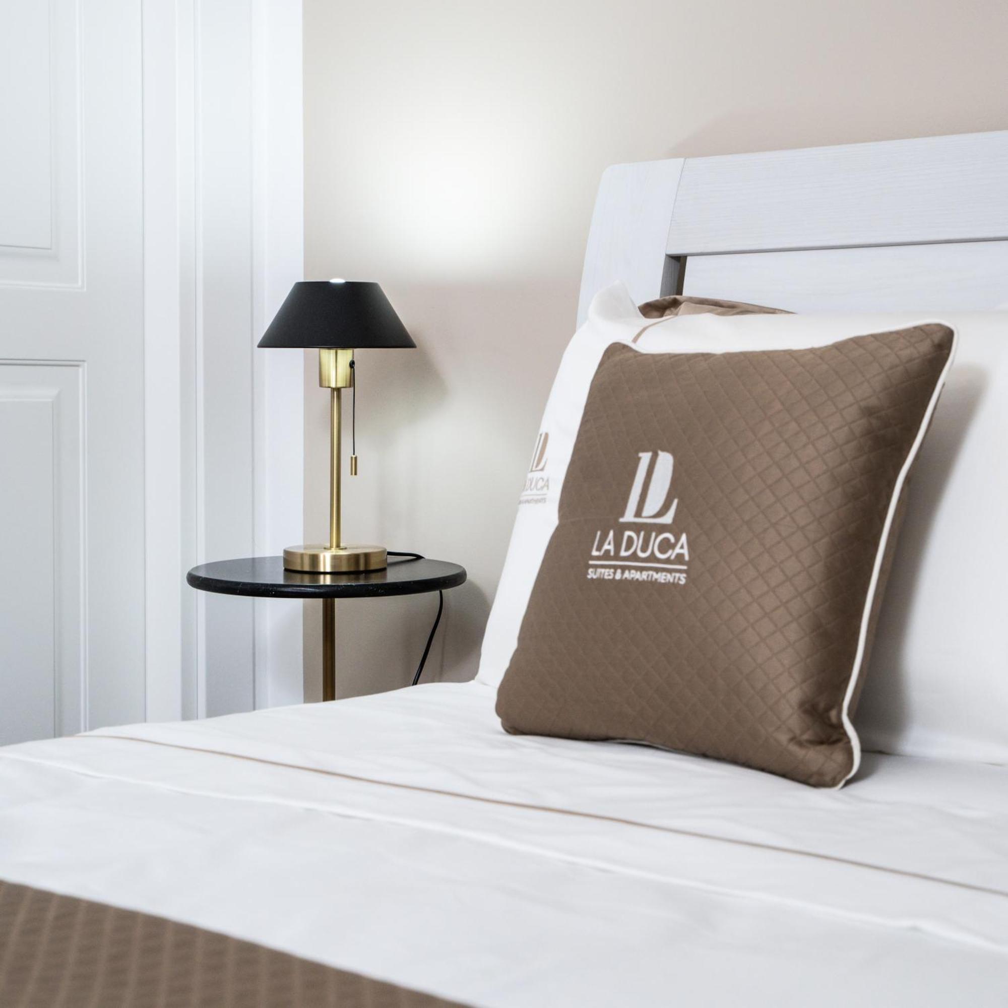 La Duca Suites & Apartments Palerme Extérieur photo